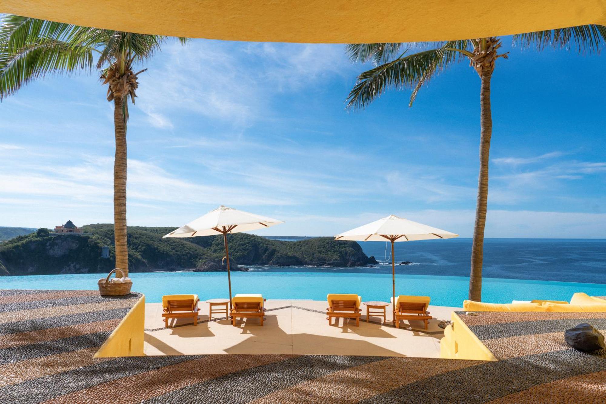 Sol De Oriente In Careyes Hotel Exterior photo